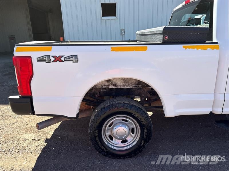 Ford F-250 Ostalo