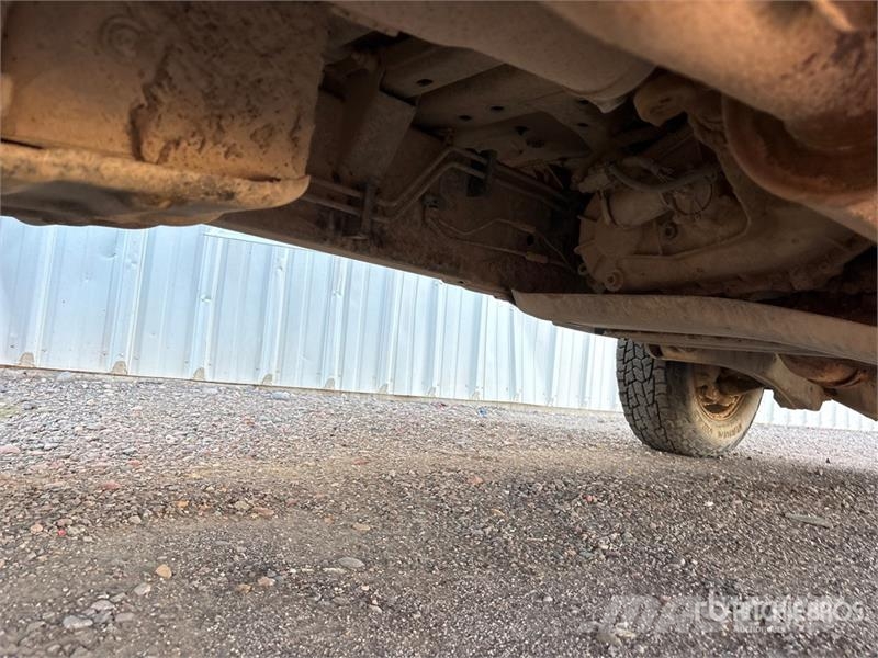 Ford F-250 Platós / Ponyvás teherautók