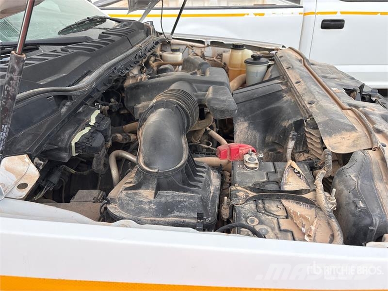 Ford F-250 キャビン及び内装