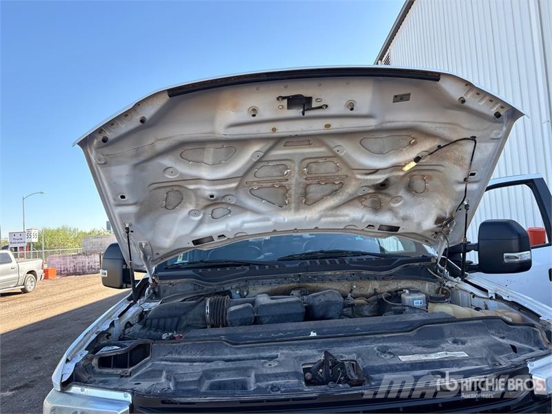 Ford F-250 Kabine i unutrašnjost