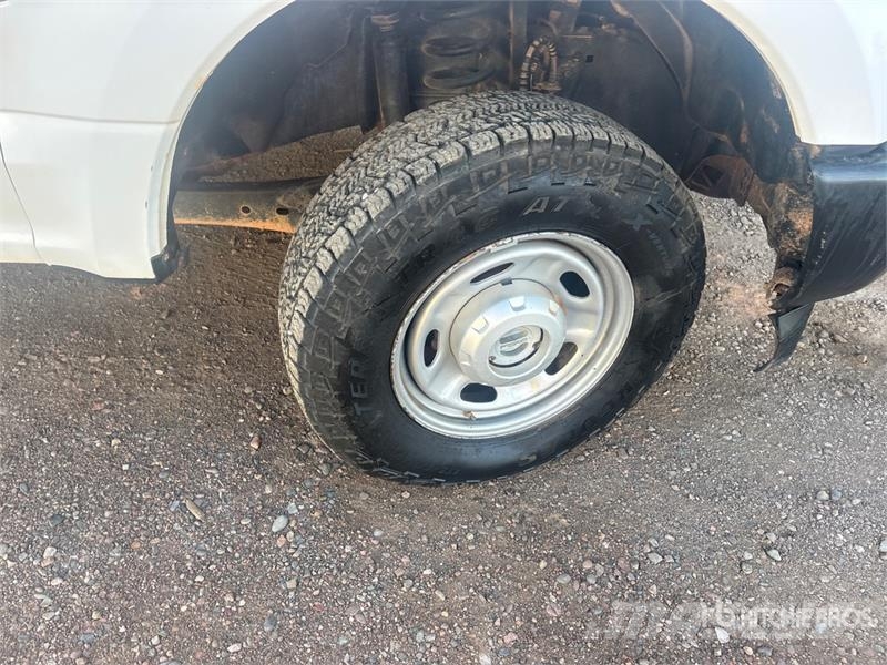 Ford F-250 Ciężarówki typu Platforma / Skrzynia