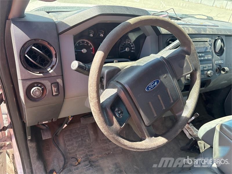Ford F-250 Flakbilar