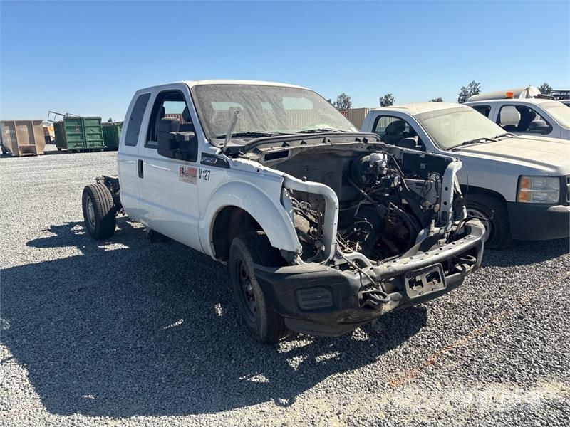 Ford F-250 كابينة والداخلية