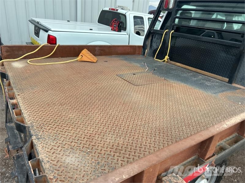 Ford F-250 Flatbed / Dropside trucks