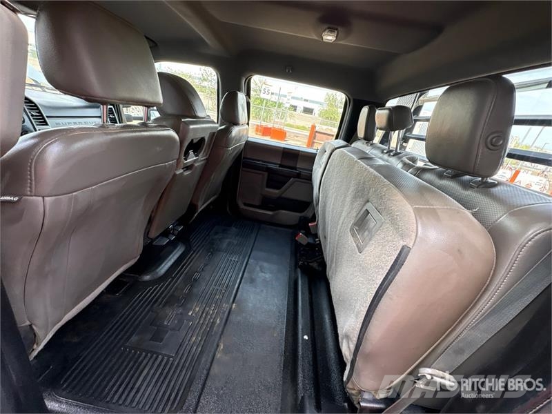 Ford F-250 Camiones de cama baja