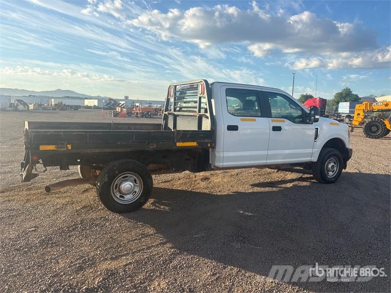 Ford F-250 Ciężarówki typu Platforma / Skrzynia