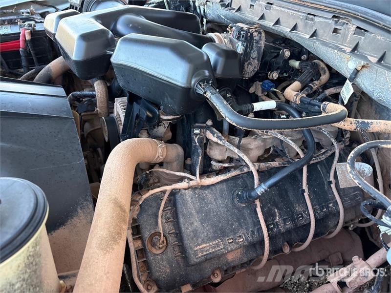 Ford F-250 شاحنات مسطحة/مفصلية الجوانب