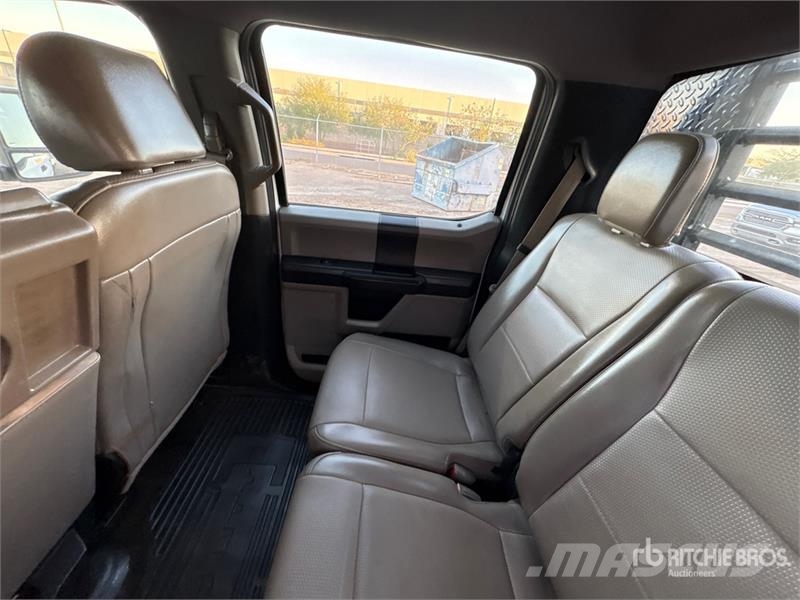 Ford F-250 Camiones de cama baja