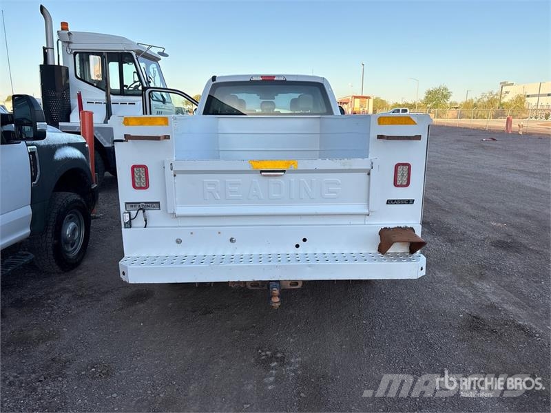 Ford F-250 Vieglais kravas automobilis/izkraušana no sāniem