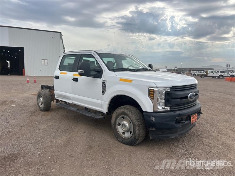 Ford F-250 كابينة والداخلية