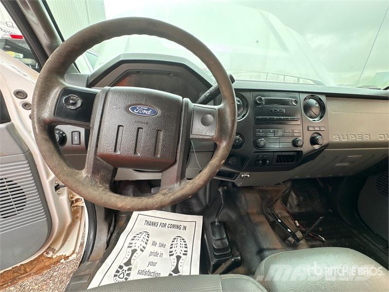 Ford F-250 Nakladacia/sklápacia bočnica