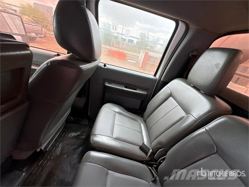 Ford F-250 Nakladacia/sklápacia bočnica