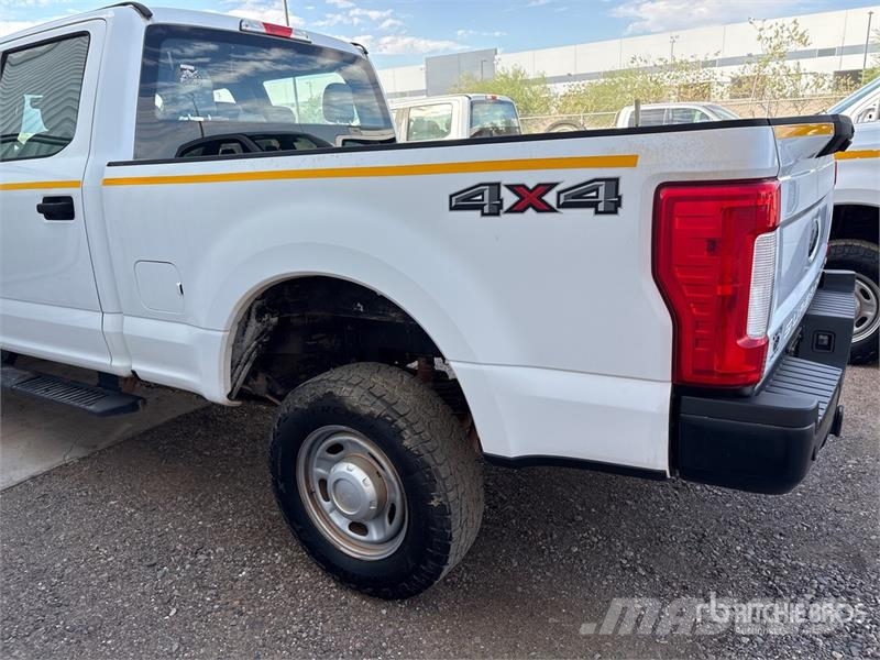 Ford F-250 Drugi