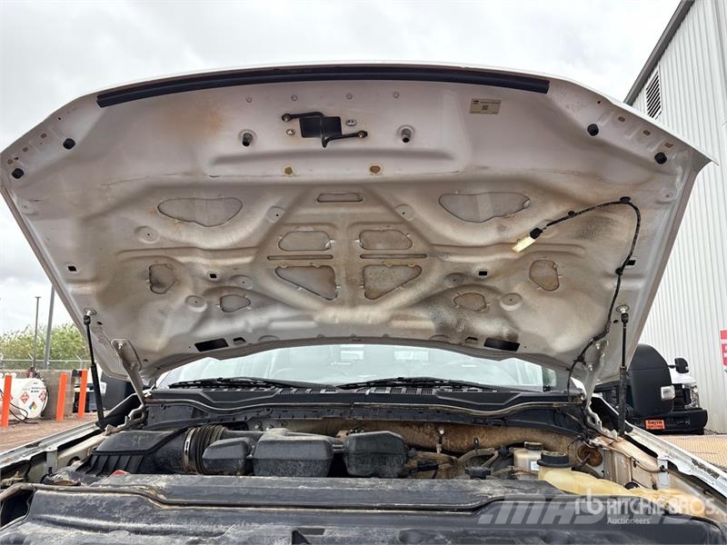 Ford F-250 Kamioni sa otvorenim sandukom
