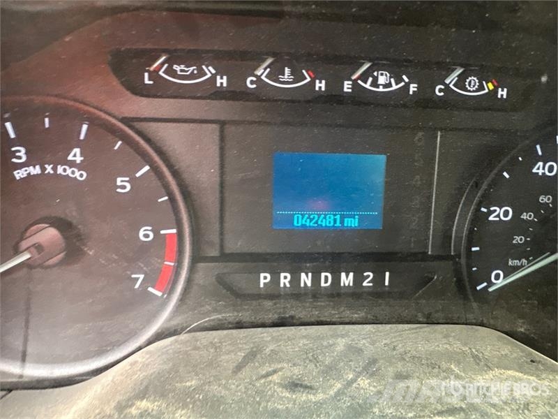 Ford F-250 Camiones de cama baja