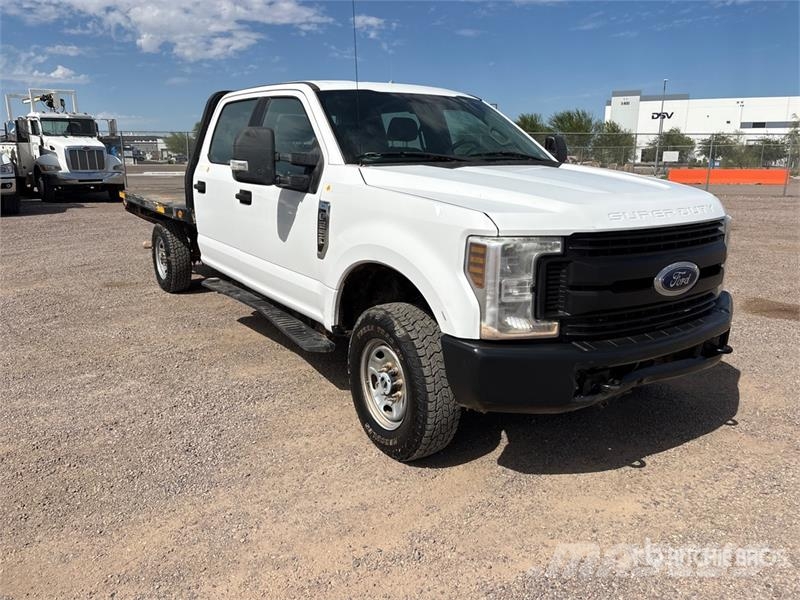 Ford F-250 Camion plateau