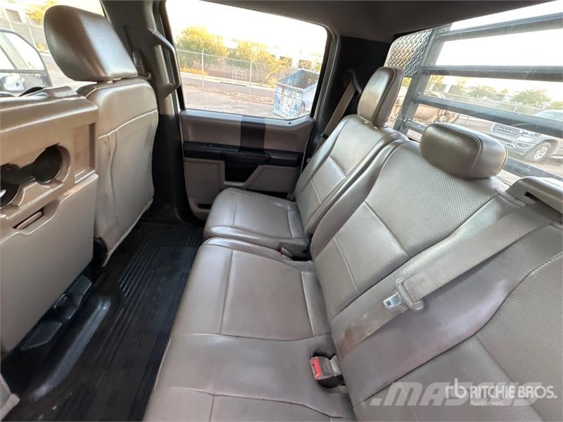 Ford F-250 Camiones de cama baja