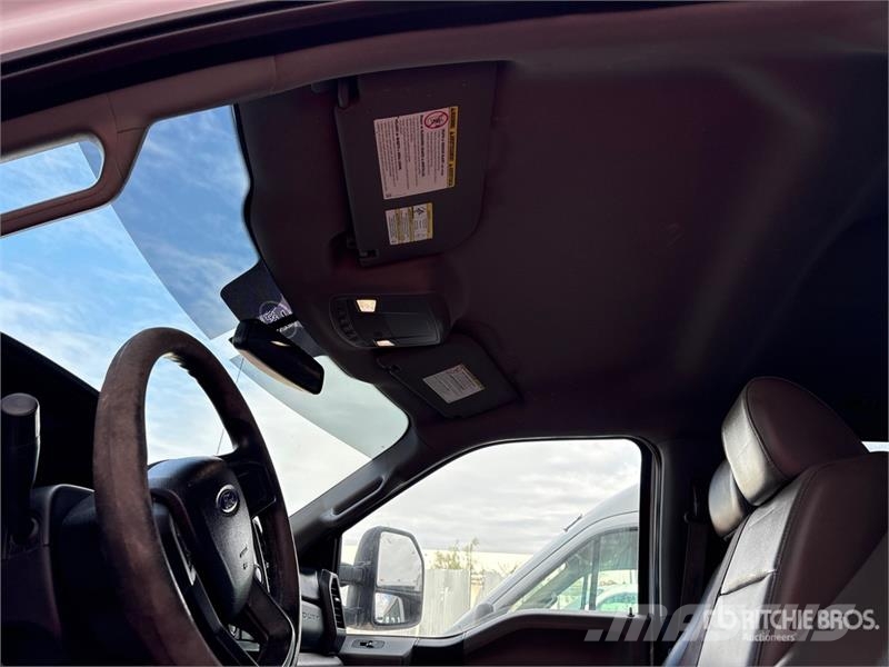 Ford F-250 皮卡车