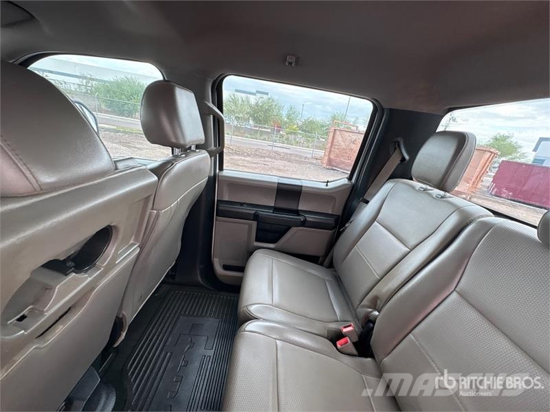 Ford F-250 キャビン及び内装