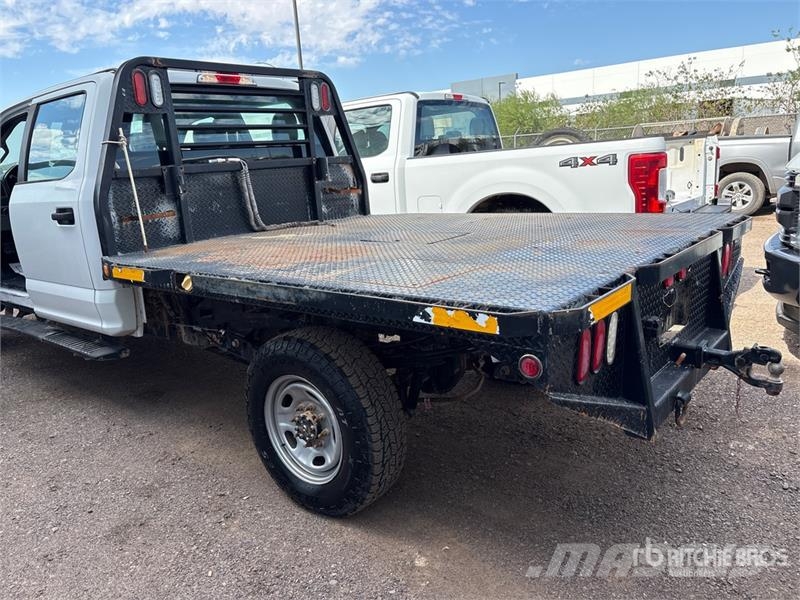 Ford F-250 Camion plateau