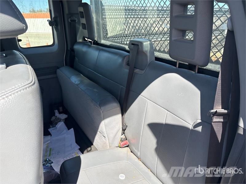 Ford F-250 Flakbilar