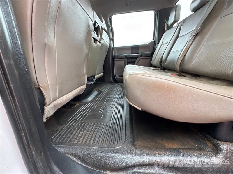 Ford F-250 Cabines e interior
