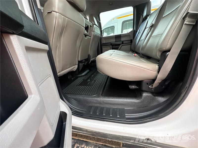 Ford F-250 皮卡车