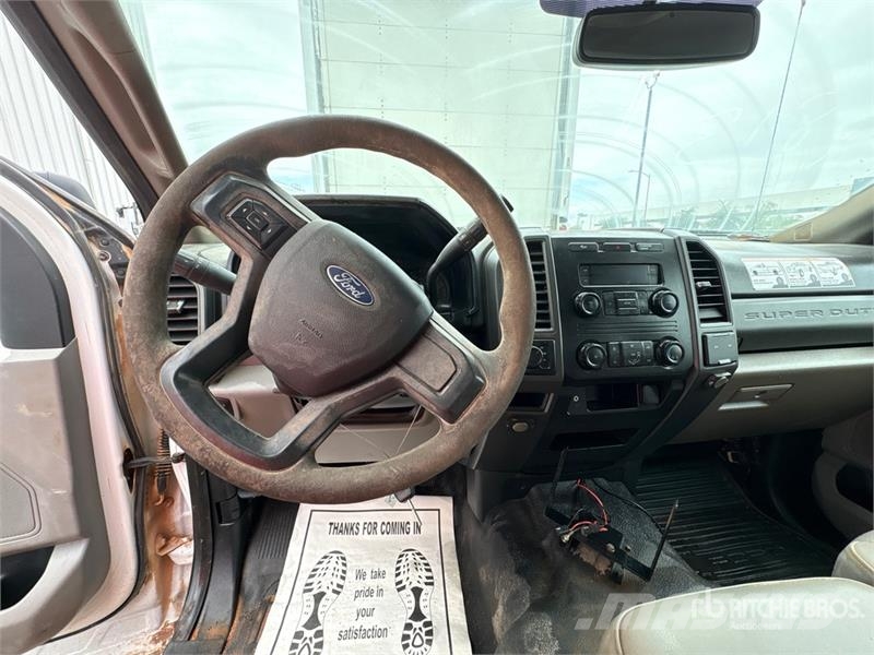 Ford F-250 Cabines e interior