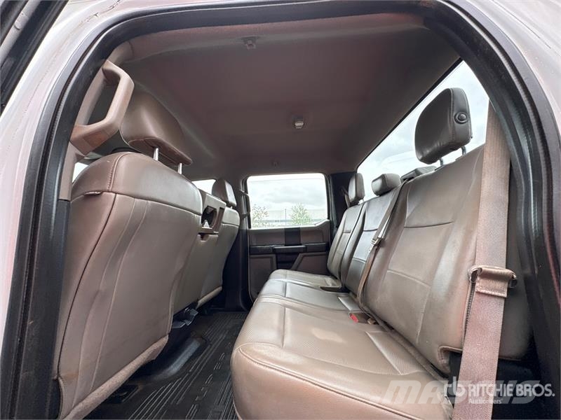Ford F-250 Cabines e interior