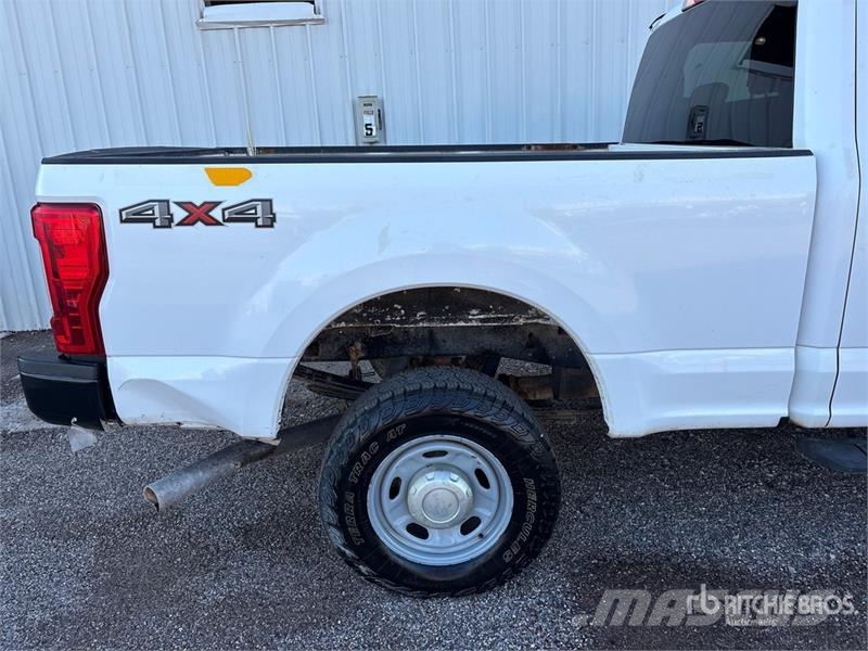 Ford F-250 Otros