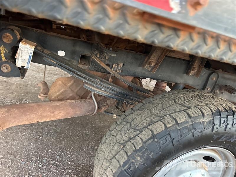 Ford F-250 Flatbed / Dropside trucks