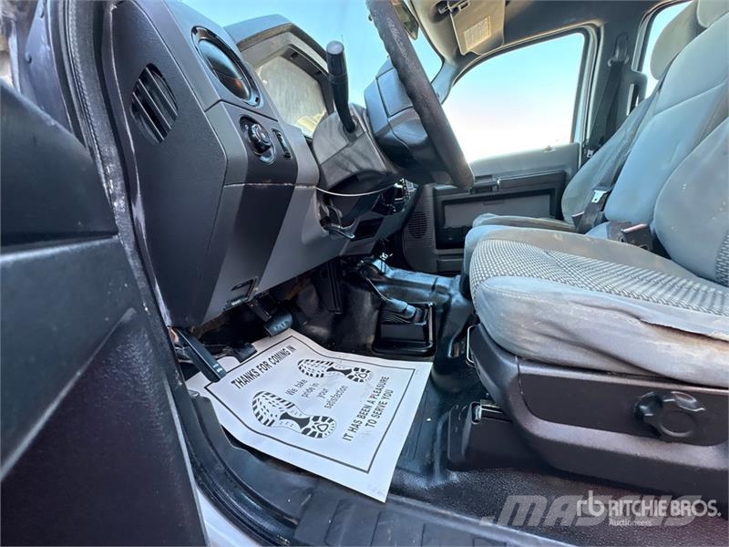 Ford F-250 Flakbilar