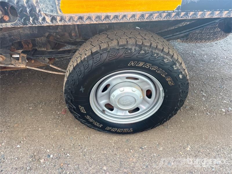 Ford F-250 Flakbilar
