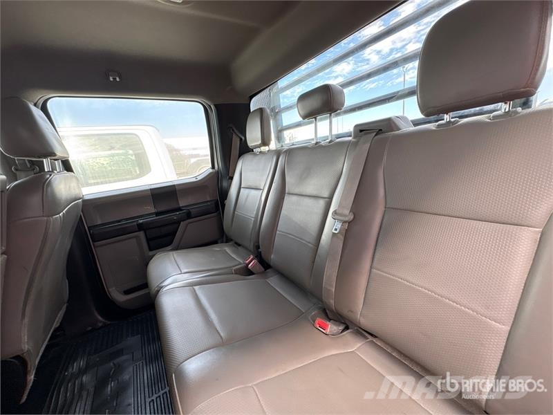 Ford F-250 Camion plateau
