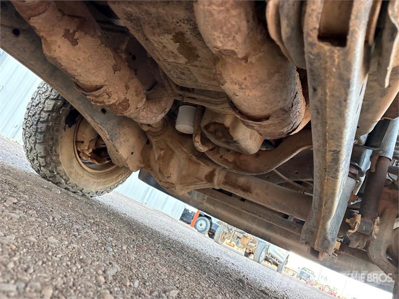 Ford F-250 驾驶室与内部