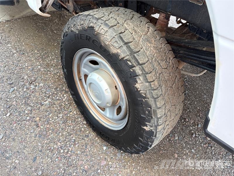 Ford F-250 Drugi