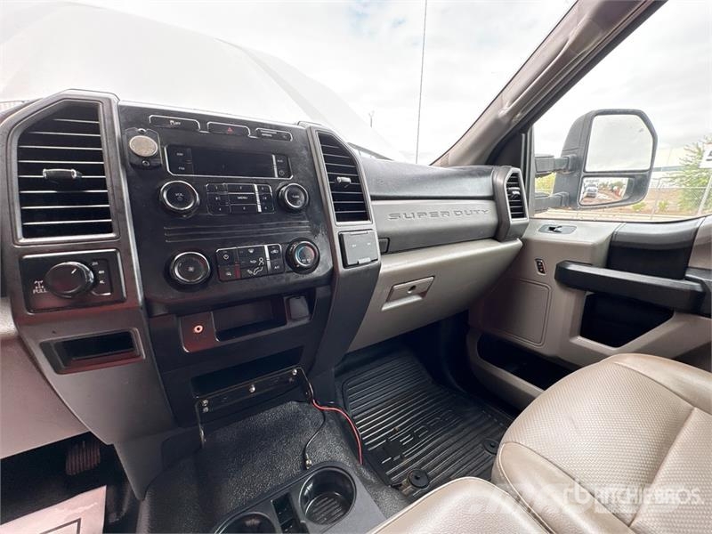 Ford F-250 Kamioni sa otvorenim sandukom