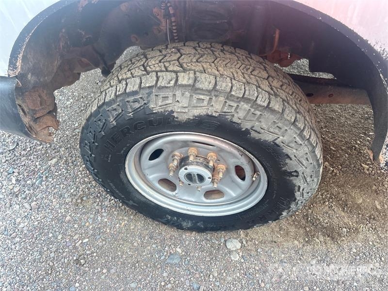 Ford F-250 Ciężarówki typu Platforma / Skrzynia