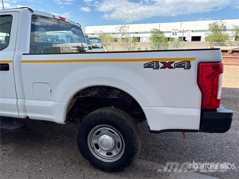 Ford F-250 Drugi