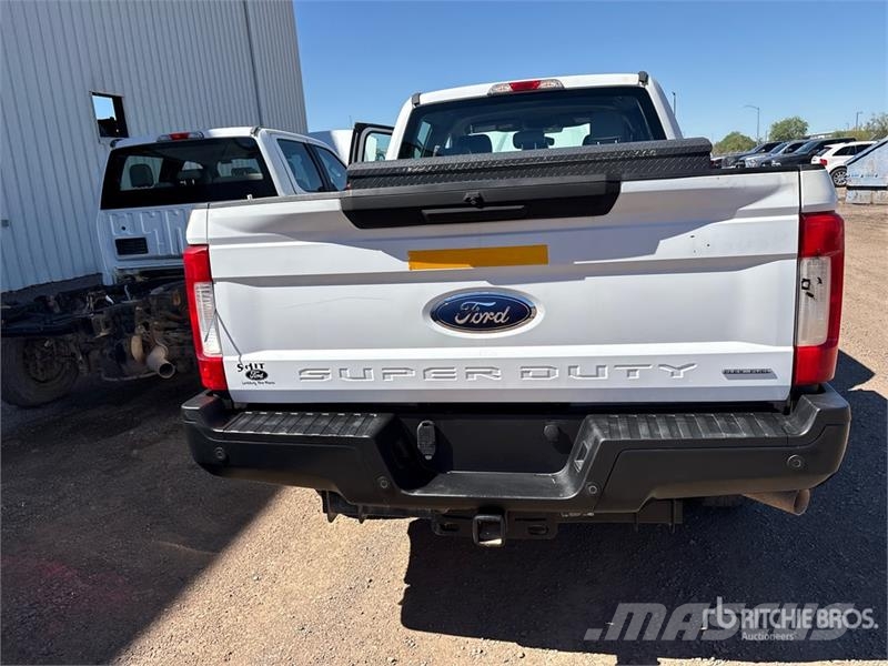 Ford F-250 Ostalo
