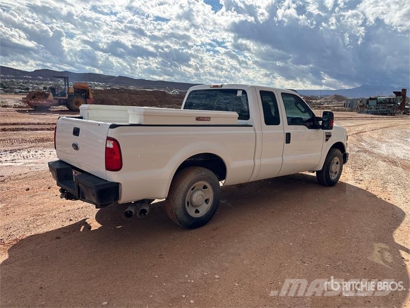 Ford F-250 Прочие фургоны
