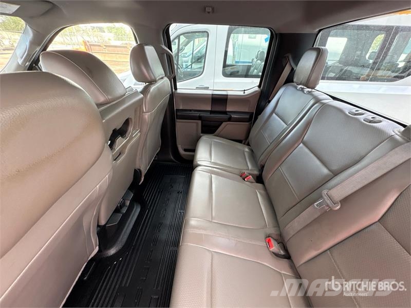 Ford F-250 皮卡车