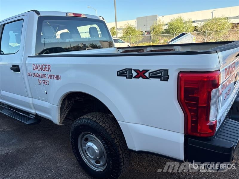 Ford F-250 Прочие фургоны