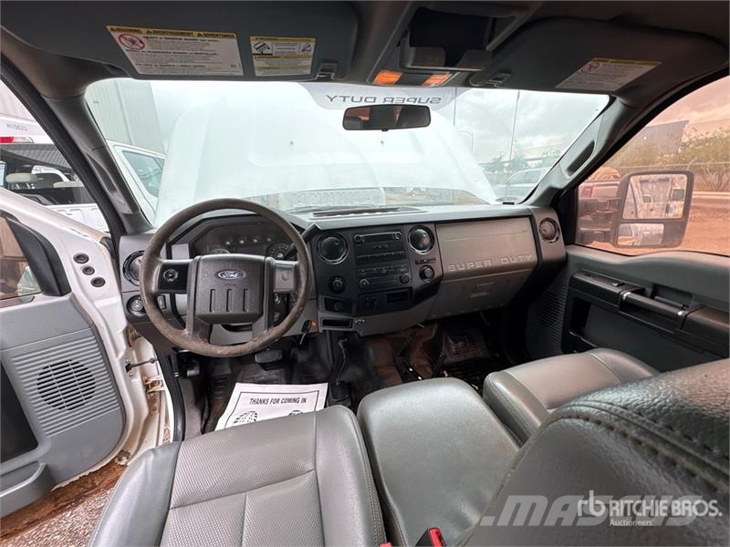 Ford F-250 Nakladacia/sklápacia bočnica