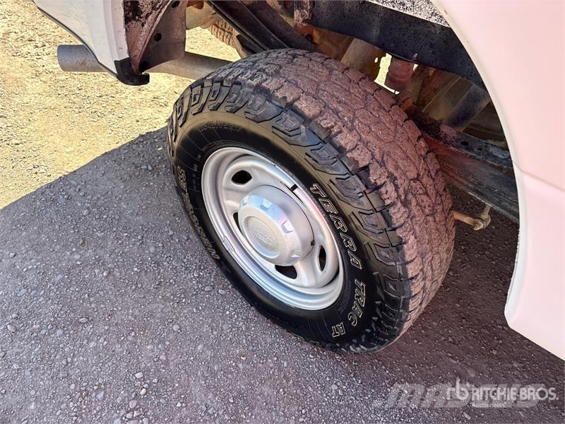 Ford F-250 Ostalo