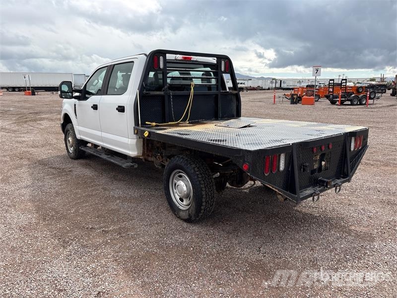 Ford F-250 Kamioni sa otvorenim sandukom
