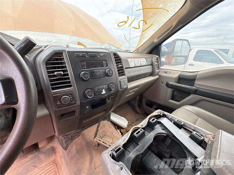 Ford F-250 Camiones de cama baja