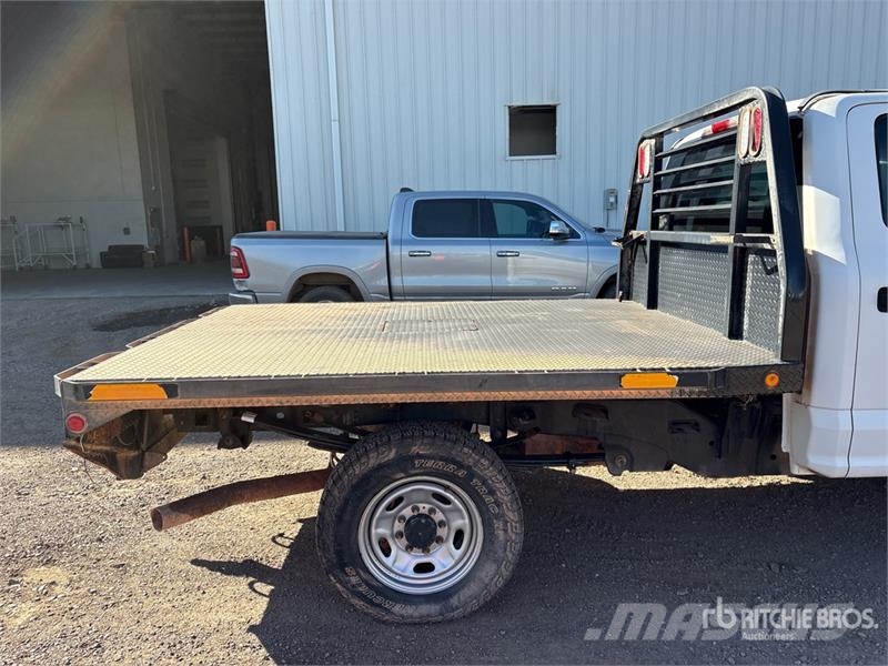 Ford F-250 Flatbed kamyonlar