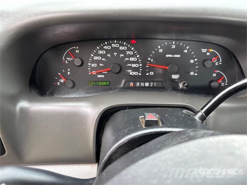 Ford F-250 4x2 Crew Cab Pickup Drugi