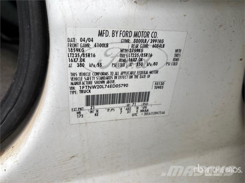 Ford F-250 4x2 Crew Cab Pickup Drugi